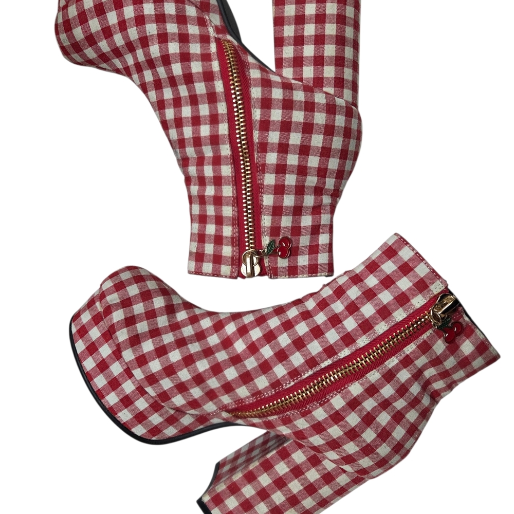 SUGAR THRILLZ Swt Like Cherry Pie Side Zip Platform Ankle Boots Size 8 Red White - Picture 7 of 16